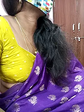 Snapshot of indian-adhaya chatting on October 2025 06:19:01 PM indian-adhaya online show from October 2025 06:19:01 PM