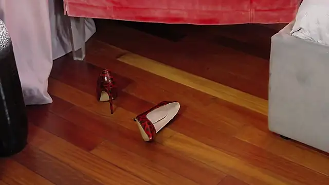 AryaEve online show from September 2025 05:36:01 AM