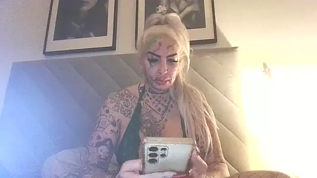 Jeanny Bln online show from December 2024 10:18:01 AM