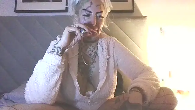 Jeanny Bln online show from December 2024 06:57:02 PM