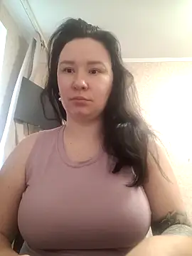 AlexaLexie online show from October 2025 07:40:01 AM