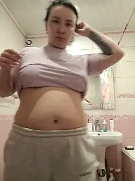 AlexaLexie online show from March 2025 09:35:02 AM