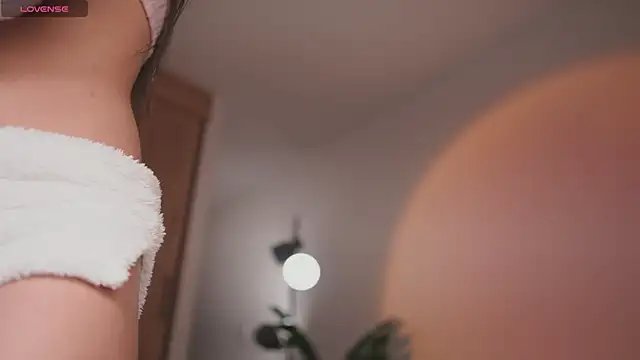 GigiLee  online show from October 2025 12:22:01 AM