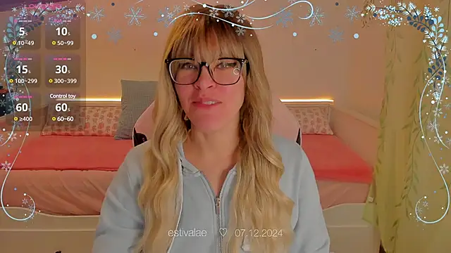 estivalae online show from December 2024 11:12:01 AM