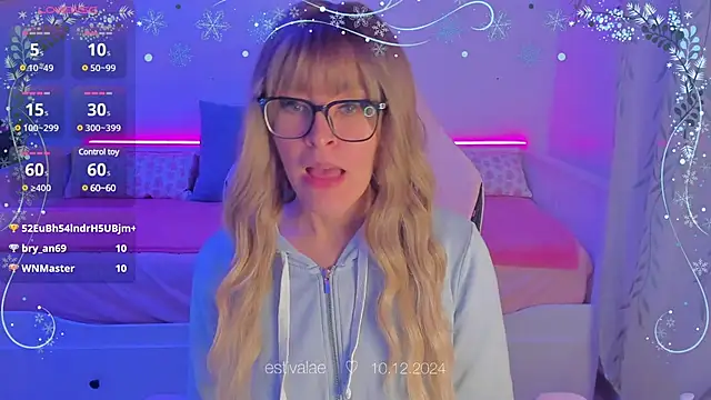 Snapshot of estivalae chatting on December 2024 06:38:02 PM estivalae online show from December 2024 06:38:02 PM