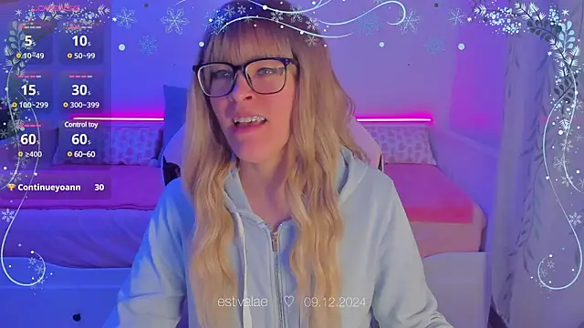 Snapshot of estivalae chatting on December 2024 05:08:02 PM estivalae online show from December 2024 05:08:02 PM