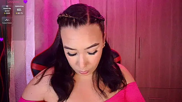 leahtemptation3 online show from March 2026 12:17:02 AM