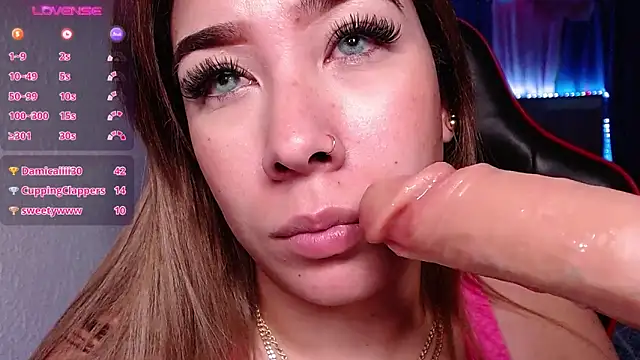 leahtemptation3 online show from December 2024 10:45:02 AM