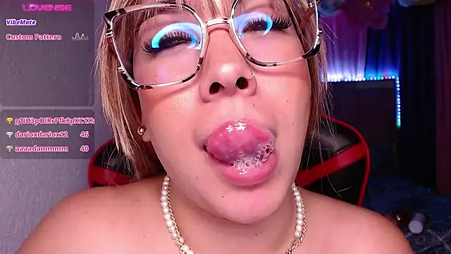 leahtemptation3 online show from December 2024 09:56:02 AM