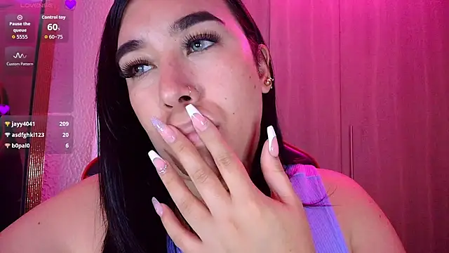 leahtemptation3 online show from December 2025 01:58:02 PM