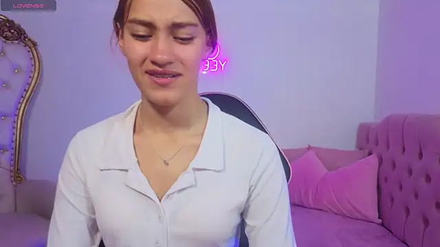 Jenner tay online show from June 2026 02:17:02 AM