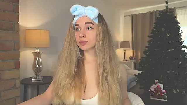 Snapshot of hotexclusive_ chatting on December 2024 07:04:01 AM hotexclusive online show from December 2024 07:04:01 AM