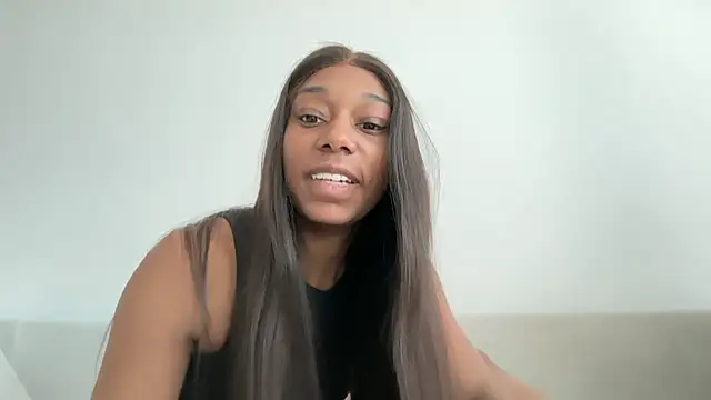 Snapshot of smileybabe chatting on April 2026 04:58:01 AM smileybabe online show from April 2026 04:58:01 AM