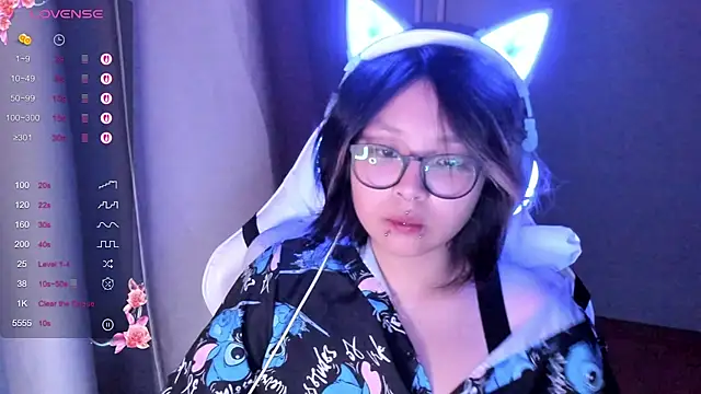 maydaykimmy online show from October 2025 08:52:01 PM