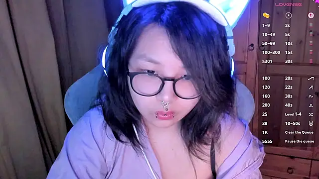 maydaykimmy online show from June 2026 09:19:02 PM