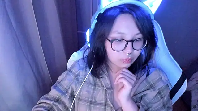 maydaykimmy online show from May 2026 09:53:02 PM