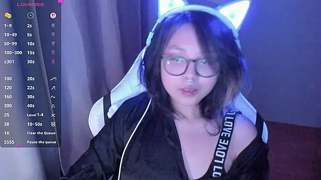 maydaykimmy online show from April 2026 09:34:02 PM