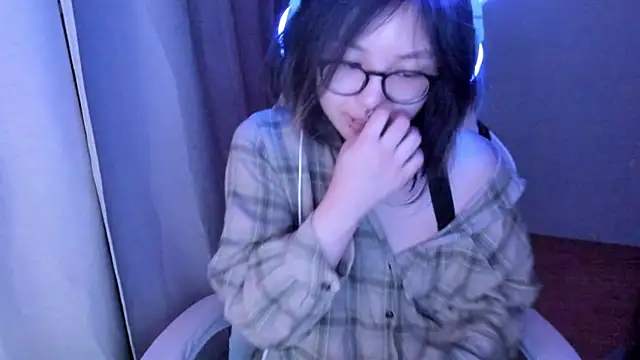 maydaykimmy online show from May 2026 09:13:01 PM