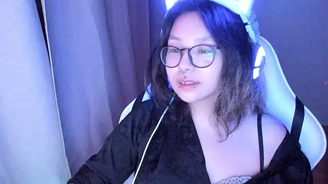 maydaykimmy online show from May 2026 08:39:01 PM