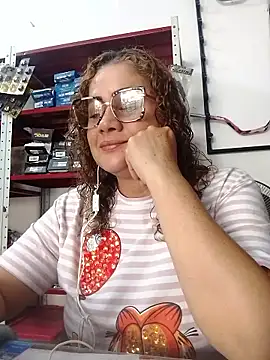 sophiahunt286 online show from February 2026 01:55:02 PM