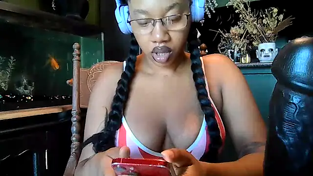 Snapshot of goddessdaisysky chatting on June 2026 05:19:01 PM goddessdaisysky online show from June 2026 05:19:01 PM