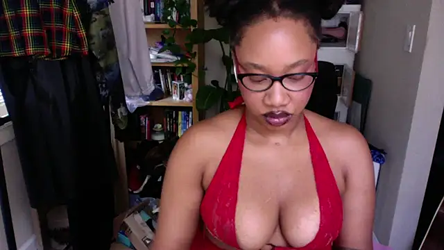 Snapshot of goddessdaisysky chatting on September 2025 04:11:01 PM goddessdaisysky online show from September 2025 04:11:01 PM