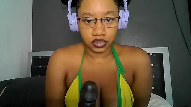 Snapshot of goddessdaisysky chatting on June 2026 01:49:01 PM goddessdaisysky online show from June 2026 01:49:01 PM