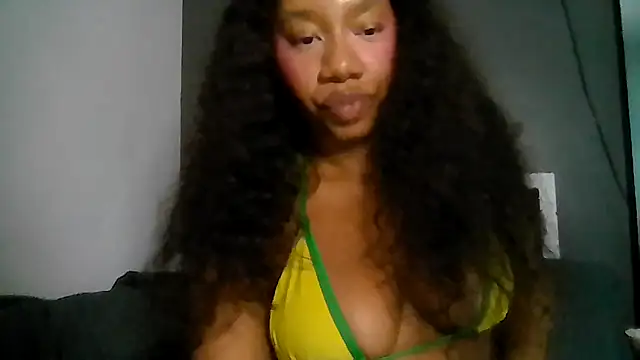 Snapshot of goddessdaisysky chatting on June 2026 03:04:01 AM goddessdaisysky online show from June 2026 03:04:01 AM
