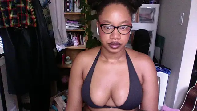 Snapshot of goddessdaisysky chatting on September 2025 02:34:02 PM goddessdaisysky online show from September 2025 02:34:02 PM