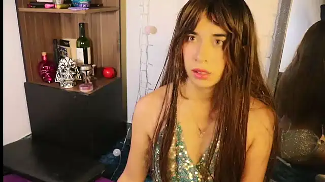 Snapshot of _lucy_white_ chatting on December 2024 02:20:02 AM  lucy white  online show from December 2024 02:20:02 AM