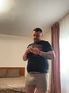 Snapshot of Aryana1414 chatting on February 2025 01:10:02 PM Aryana1414 online show from February 2025 01:10:02 PM