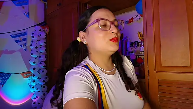 Snapshot of eva_rosse69 chatting on June 2026 12:22:01 PM eva rosse69 online show from June 2026 12:22:01 PM