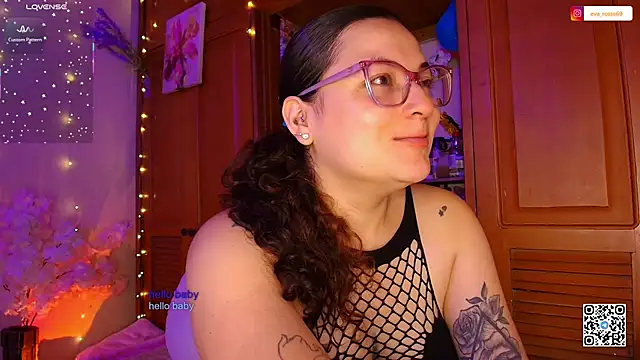 Snapshot of eva_rosse69 chatting on June 2026 12:06:02 PM eva rosse69 online show from June 2026 12:06:02 PM