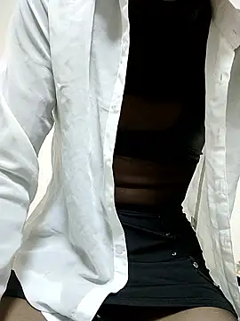 dmmsuzu95 online show from October 2025 05:52:01 AM