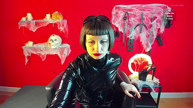 Ma1ilda Ardent online show from October 2025 05:02:02 PM