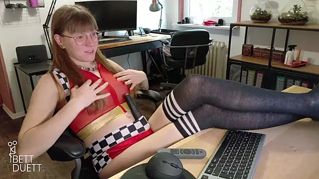 BettDuett online show from October 2025 01:11:01 PM