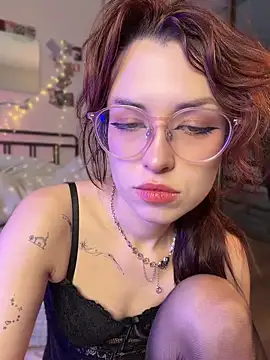 Snapshot of Evangeline_Lawrence_ chatting on May 2026 11:30:02 AM Evangeline Lawrence online show from May 2026 11:30:02 AM