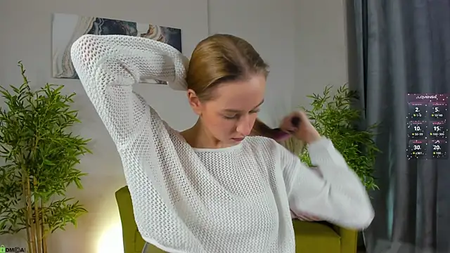 Sweett Monica online show from November 2025 01:06:01 AM