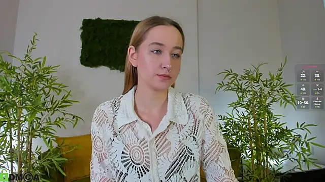 Snapshot of Sweett_Monica chatting on August 2026 12:41:02 AM Sweett Monica online show from August 2026 12:41:02 AM