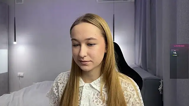 Snapshot of Sweett_Monica chatting on July 2026 12:50:02 AM Sweett Monica online show from July 2026 12:50:02 AM