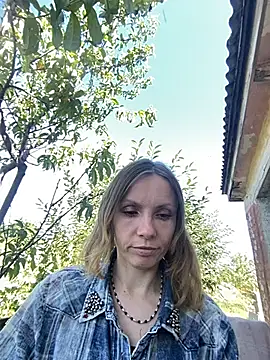 Snapshot of Anita-Smith chatting on July 2026 06:33:02 AM Anita-Smith online show from July 2026 06:33:02 AM