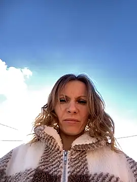 Anita-Smith online show from March 2026 09:48:01 AM