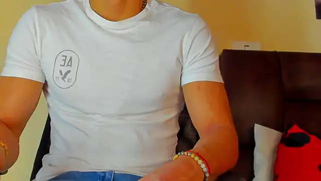 Snapshot of MikeRoss7777 chatting on July 2026 11:05:01 AM MikeRoss7777 online show from July 2026 11:05:01 AM