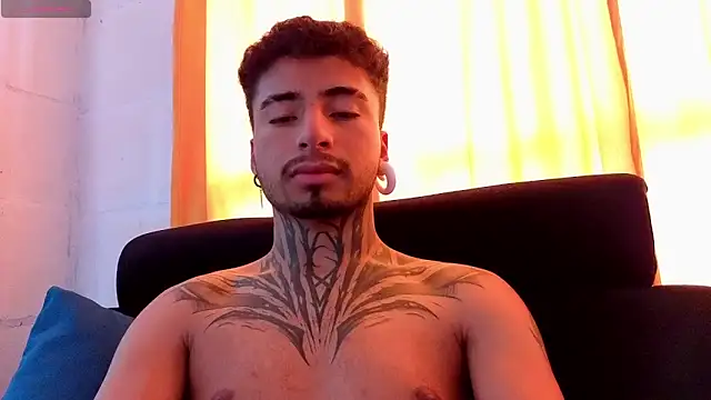 JuanCamiilo 66 online show from May 2026 06:59:01 PM