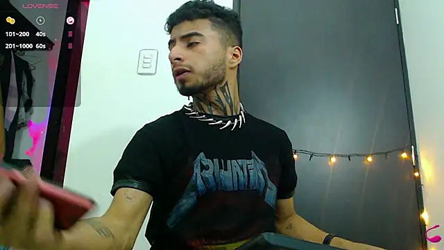 JuanCamiilo 66 online show from March 2025 04:38:02 AM