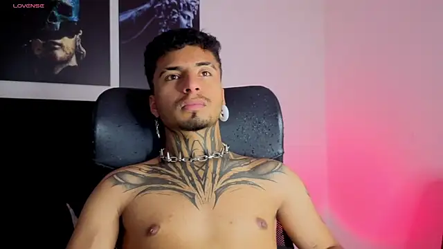 JuanCamiilo 66 online show from March 2026 10:56:01 PM