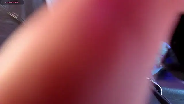 Snapshot of JuanCamiilo_66 chatting on June 2026 01:49:01 PM JuanCamiilo 66 online show from June 2026 01:49:01 PM