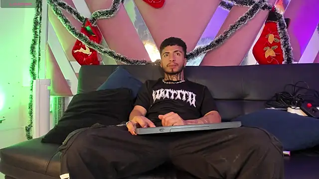 JuanCamiilo 66 online show from November 2025 02:49:01 AM