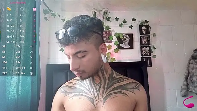 JuanCamiilo 66 online show from May 2026 04:25:01 PM