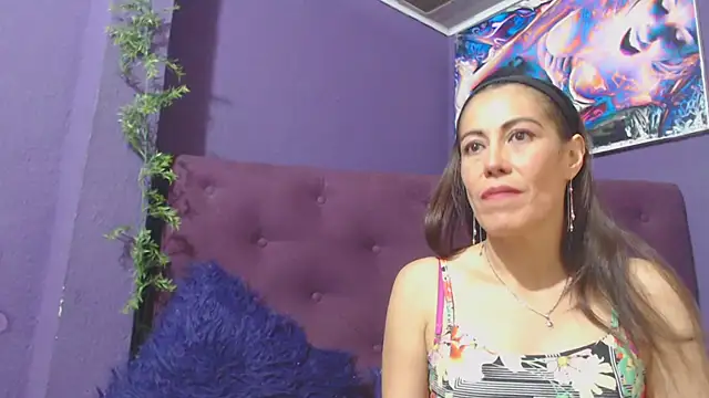 alejandracooper  online show from February 2025 04:24:02 PM